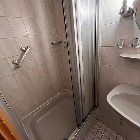 Hotel Zur Post Limburg Bad Camberg 3*