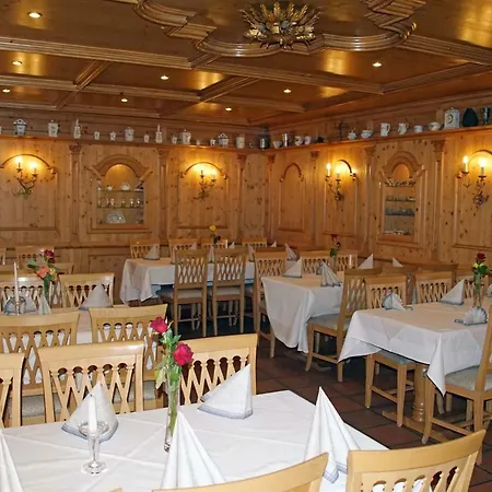 Szálloda Zur Post Limburg Bad Camberg 3*