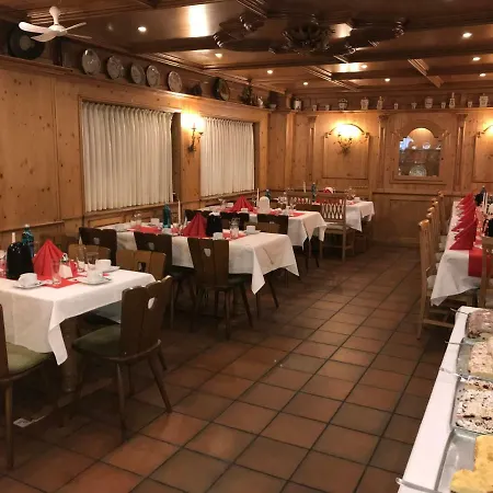 Zur Post Limburg Bad Camberg ホテル