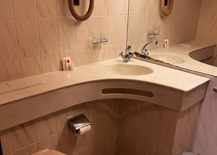 Zur Post 3* Hunfelden